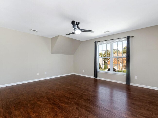 Building Photo - Cutters Spring-Providence Park!