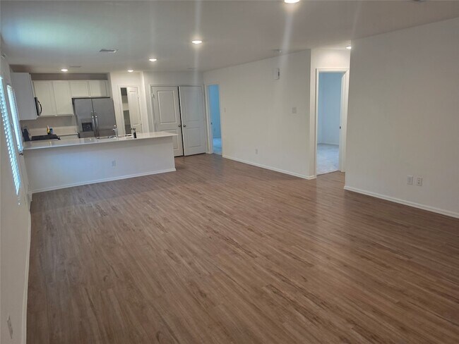 Building Photo - 7202 Clover Chase Dr