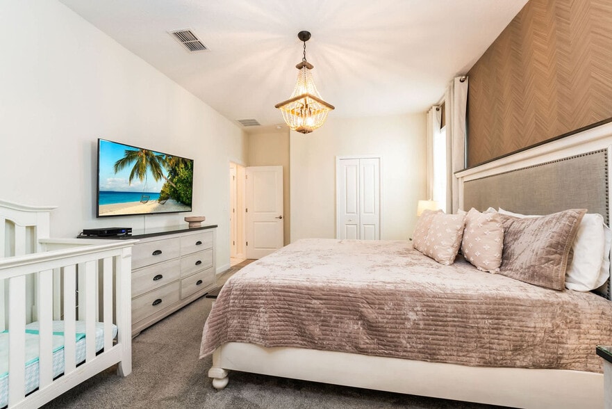 Building Photo - 8896 Cabot Cliffs Dr
