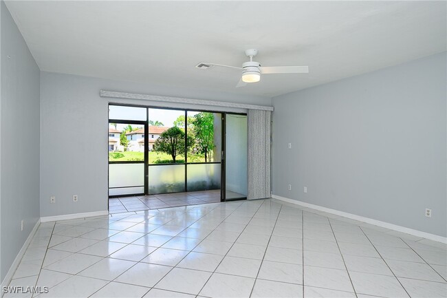 Building Photo - 26650 Southern Pines Dr