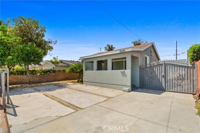 Building Photo - 13439 Roselle Ave