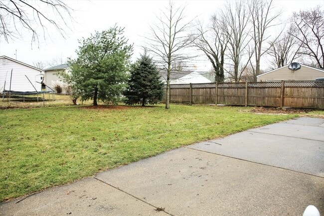 Building Photo - 2755 Glenbriar St