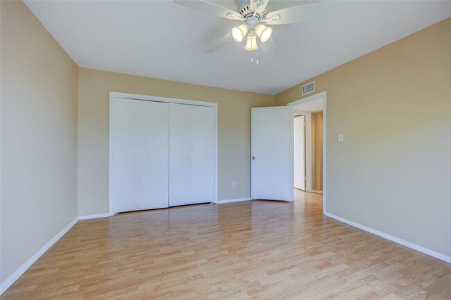 Building Photo - 709 Castle Ridge Rd