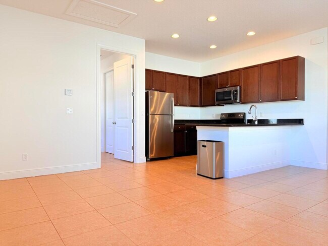 Building Photo - 2074 Dickens Terrace