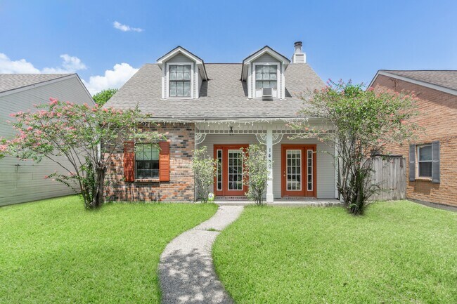 Front of House - 1450 Lila St