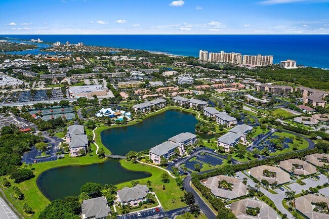 Building Photo - 353 S US HIGHWAY 1