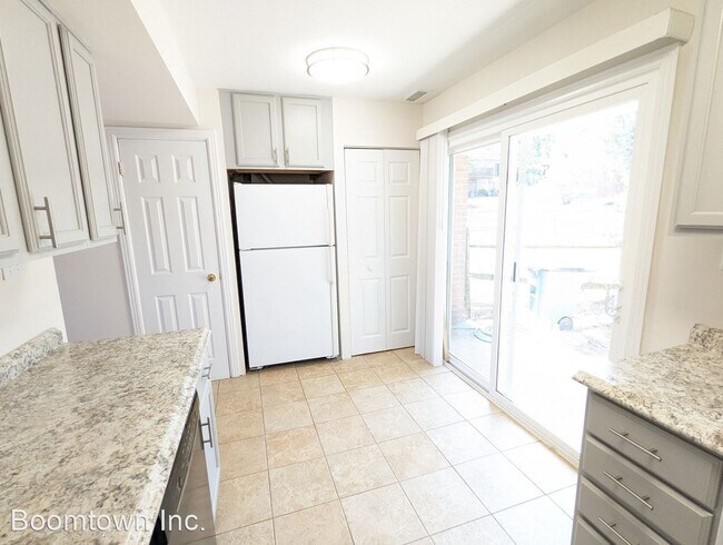 Building Photo - 2 br, 1 bath House - 5 Consett Place