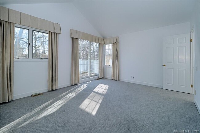 Building Photo - 230 Saugatuck Ave