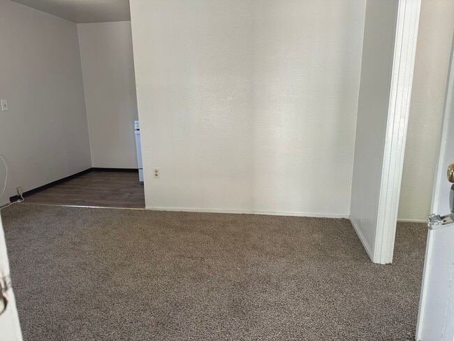 Building Photo - Terrace2121