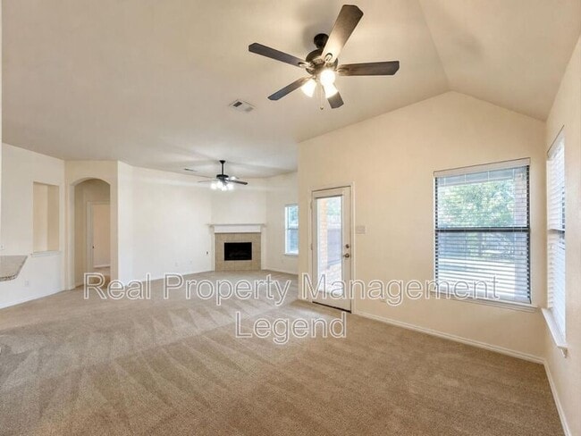 Building Photo - 304 Blythe Bridge Dr