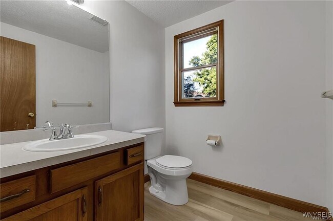 Building Photo - 276 Tennyson Terrace