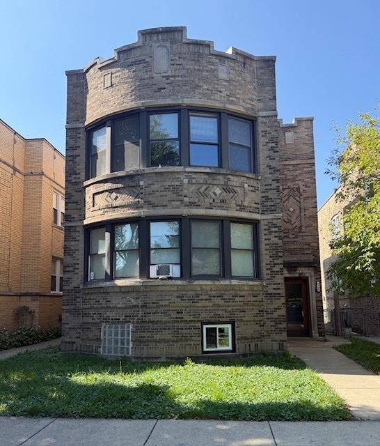 Building Photo - 6738 N Rockwell St