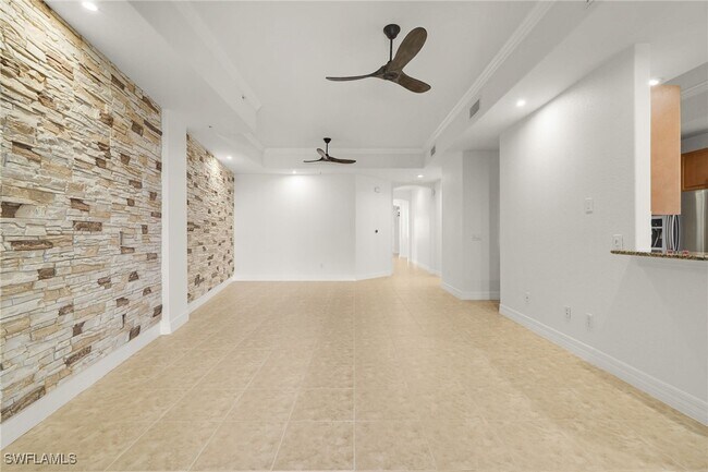 Building Photo - 10733 Mirasol Dr