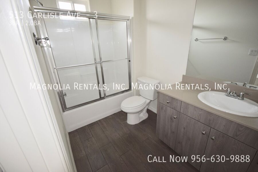 Building Photo - 513 Carlisle Ave