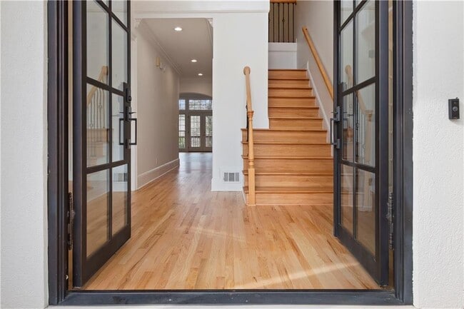 Building Photo - 3239 Mill Chase Cir SE