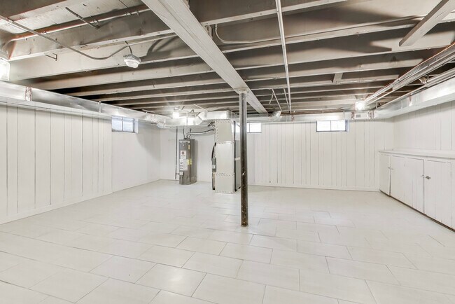 Building Photo - 403 Dalton Ave