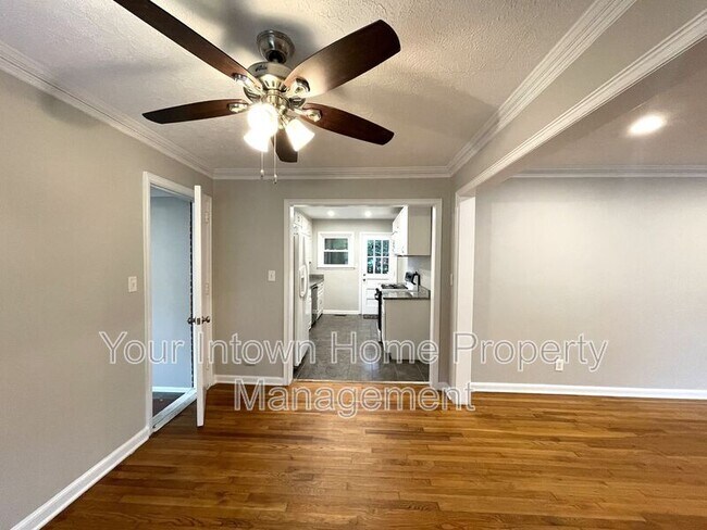 Building Photo - 430 Lynnhaven Dr SW