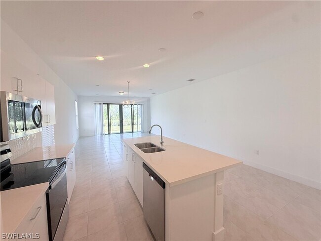 Building Photo - 5681 Cassidy Ln