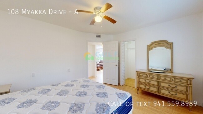 Building Photo - 108 Myakka Dr