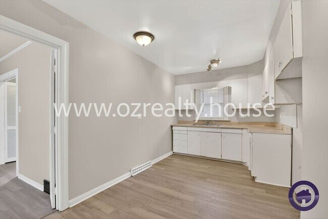 Building Photo - 4336 Garden Park Dr