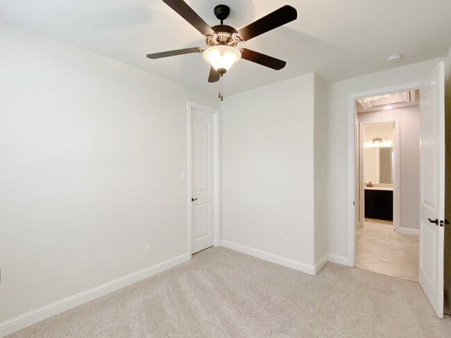 Building Photo - 14626 Moccasin Ridge Dr