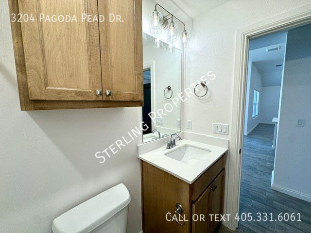 Building Photo - 3204 Pagoda Pead Dr