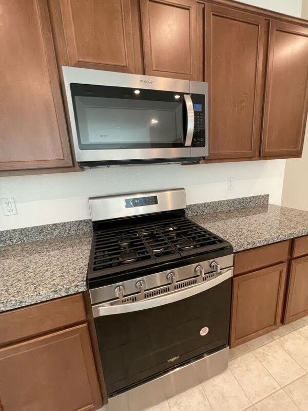 Building Photo - 6077 Castle Gardens Ave