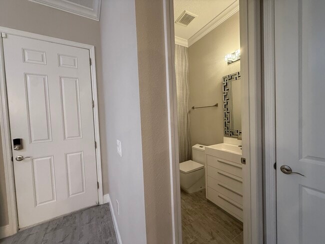 Building Photo - 1943 Standing Rock Cir