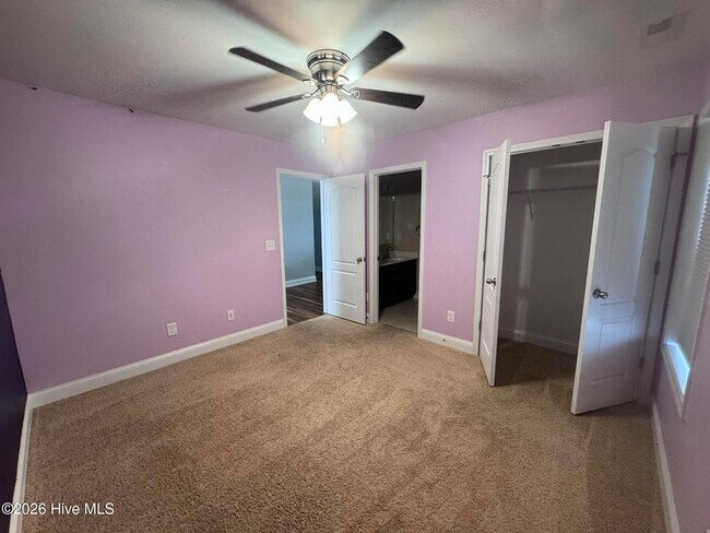 Building Photo - 276 Turriff Way