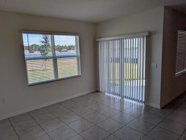 Building Photo - 1339 Lawndale Ct