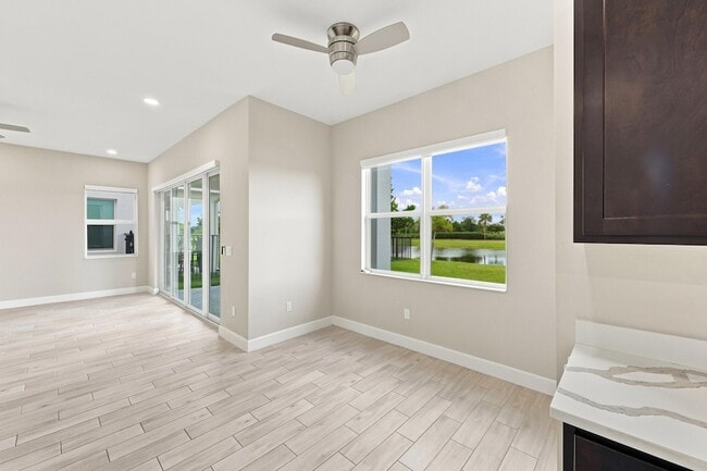 Building Photo - 5608 Macoon Wy