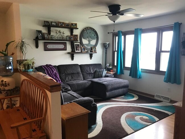 Building Photo - 985 Lum Ave