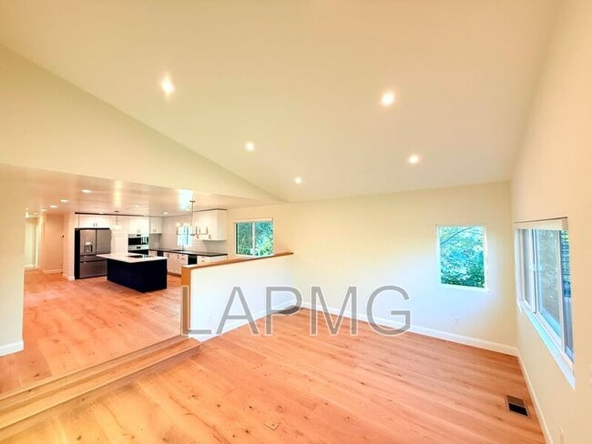 Building Photo - 4762 Charters Ave