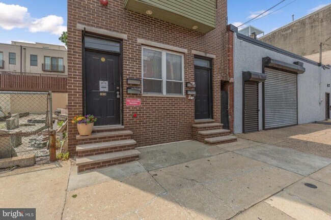 Building Photo - 1616 Fairmount Ave