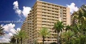Building Photo - 10185 Collins Ave