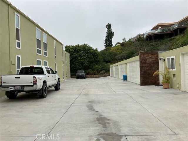 Building Photo - 201 S La Esperanza