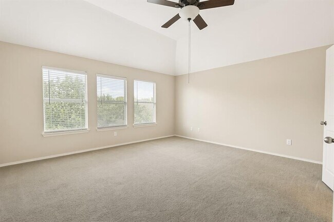 Building Photo - 1132 Alexandria Way