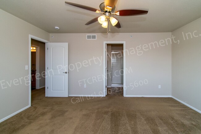 Building Photo - 2802 Exmoor Ln