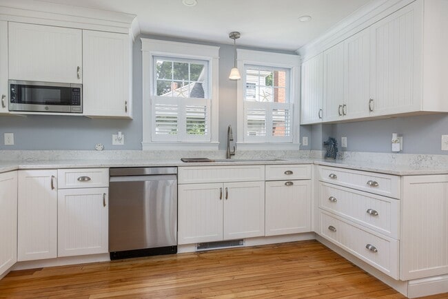 Building Photo - Beautiful Home in Willard!