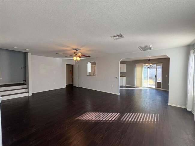 Building Photo - 8932 Southwick Dr