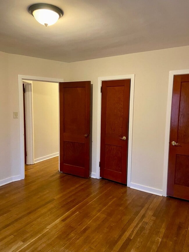 Building Photo - 4701 Lancaster St