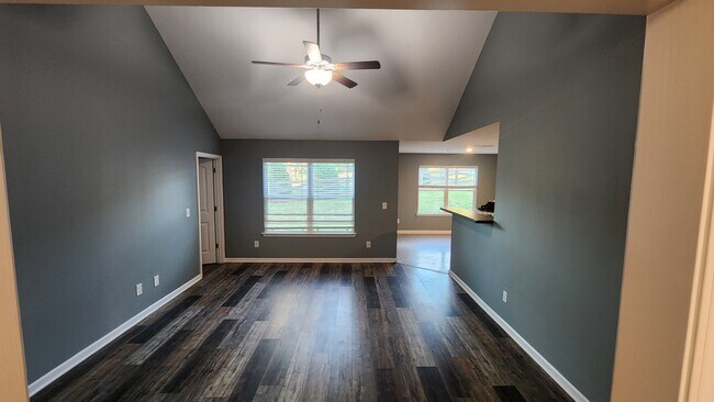 Building Photo - 1510 Grassypointe Ct