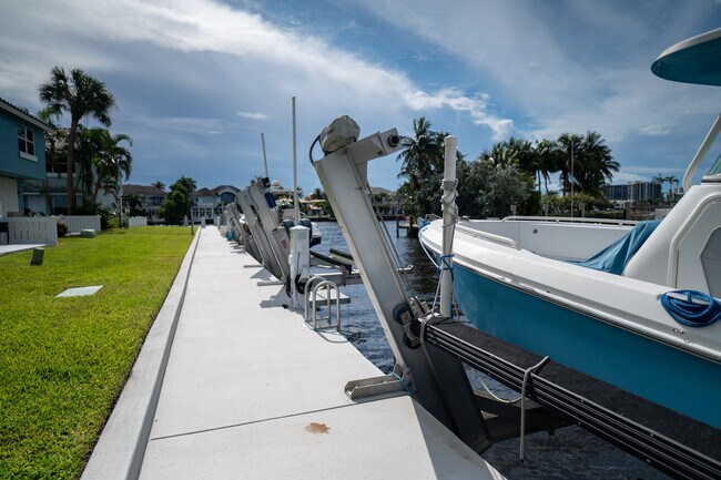 Building Photo - 1088 Jeffery St