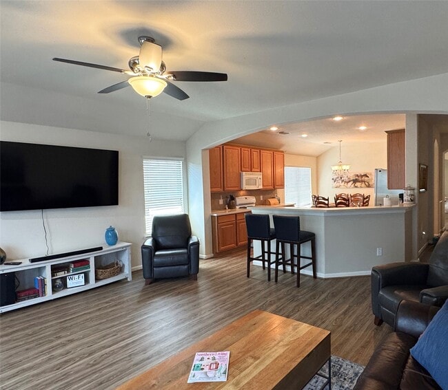 Building Photo - 21818 Saragosa Pond Ln