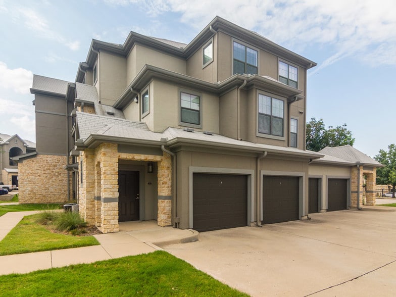 Bell Stonebriar Frisco, TX Apartment Finder