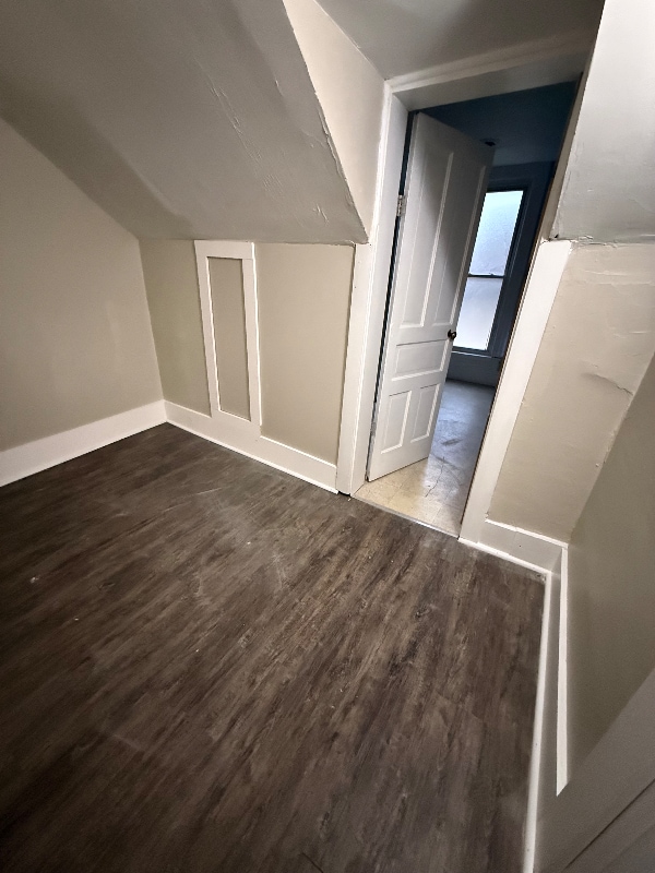 Building Photo - 133 Defiance Ave