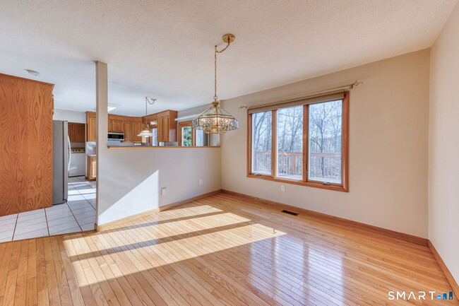 Building Photo - 57 4 Rod Rd