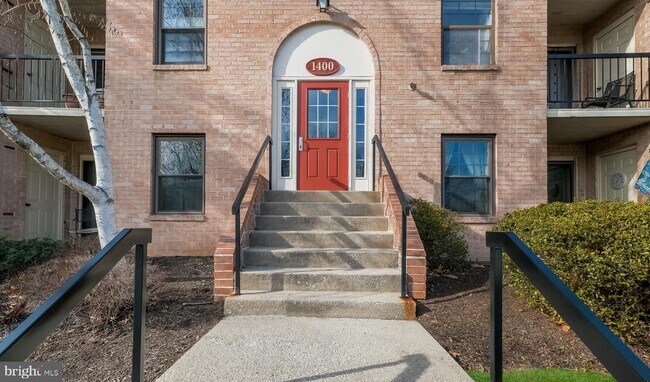 Building Photo - 1430 Washington Pl