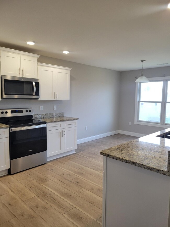 Building Photo - 2707 Cook Rd