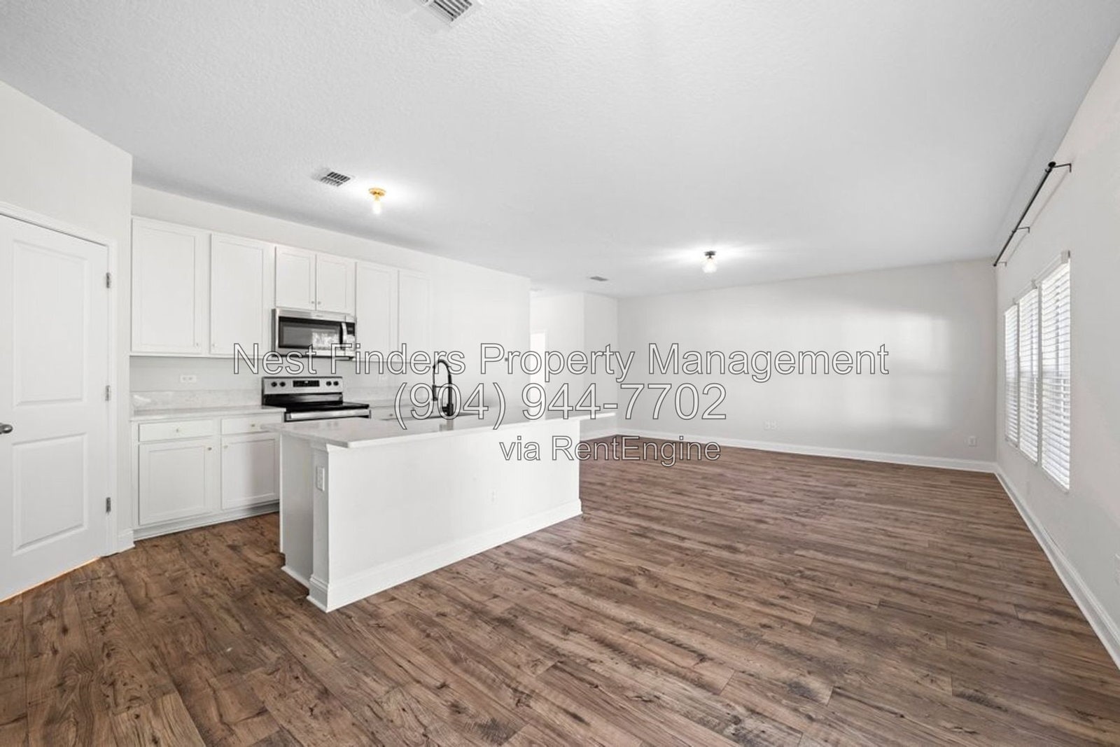 Building Photo - 2078 Dutton Island Oaks Wy